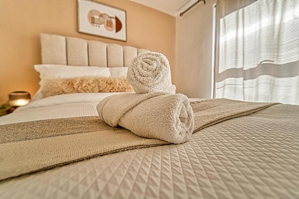 Guest Homes - Watledge House Apartment Тьюксбери Экстерьер фото