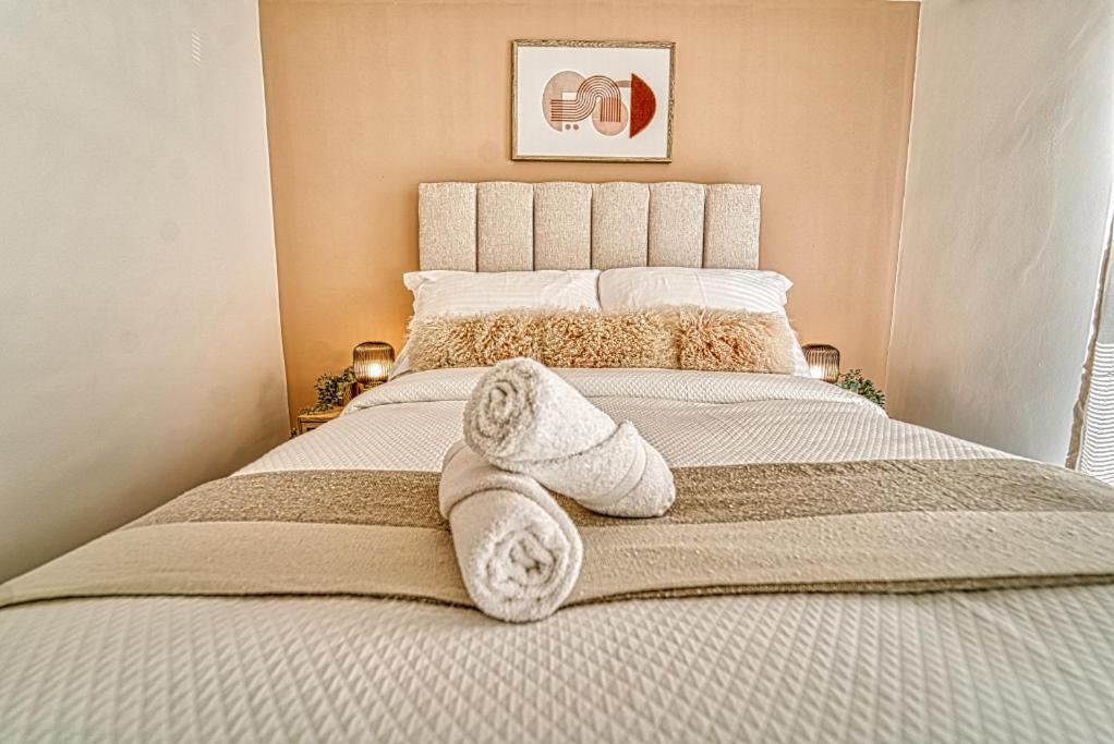 Guest Homes - Watledge House Apartment Тьюксбери Экстерьер фото